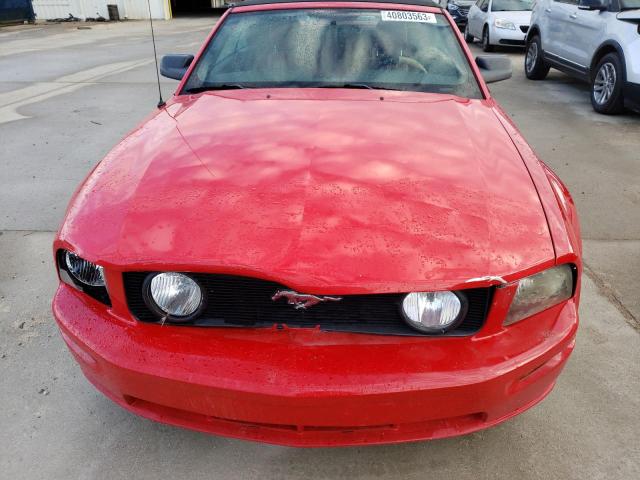 1ZVHT85H455201348 - 2005 FORD MUSTANG GT RED photo 11