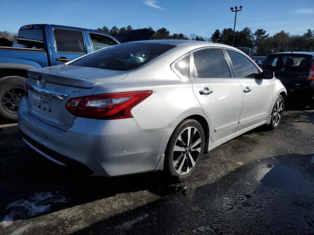 1N4AL3AP1GN374905 - 2016 NISSAN ALTIMA 2.5 SILVER photo 3