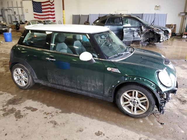 WMWSV3C59BTY10230 - 2011 MINI COOPER S GREEN photo 4