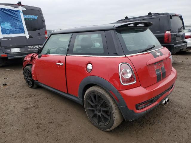 WMWSV3C55CT387874 - 2012 MINI COOPER S RED photo 2