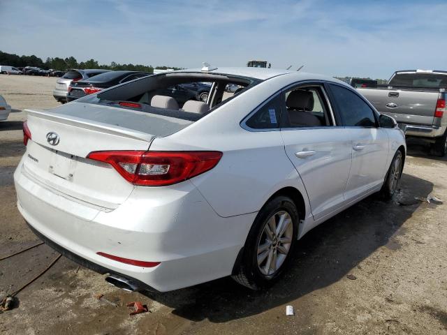 5NPE24AF5FH173289 - 2015 HYUNDAI SONATA SE WHITE photo 3