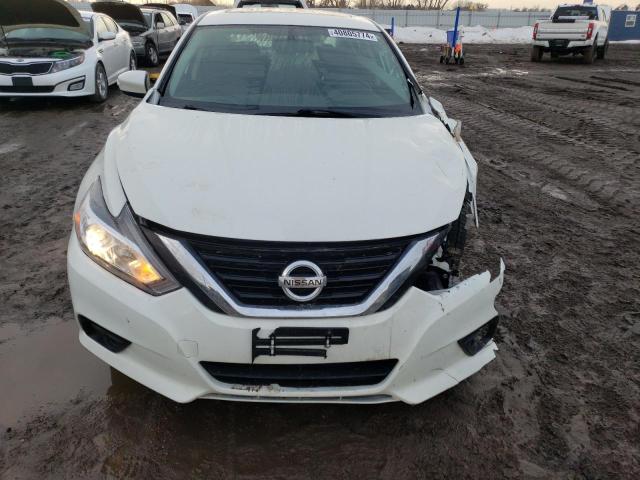 1N4AL3AP7HC139275 - 2017 NISSAN ALTIMA 2.5 WHITE photo 5