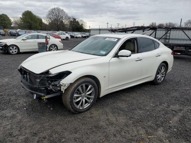 2016 INFINITI Q70 3.7, 