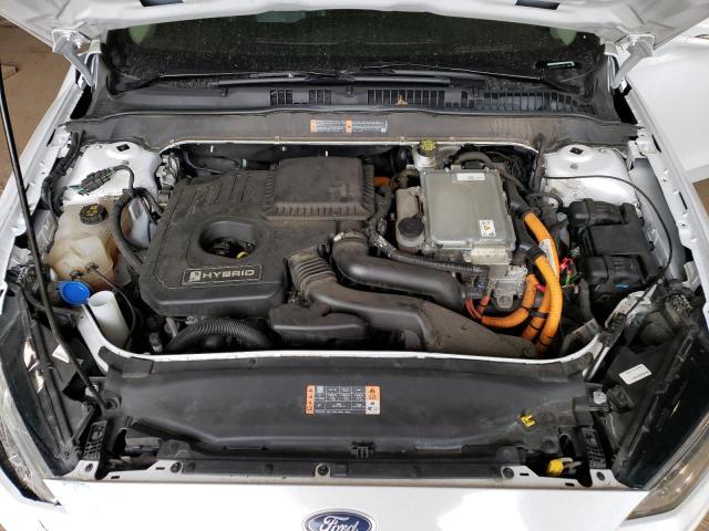 3FA6P0RU8LR141727 - 2020 FORD FUSION TITANIUM WHITE photo 11