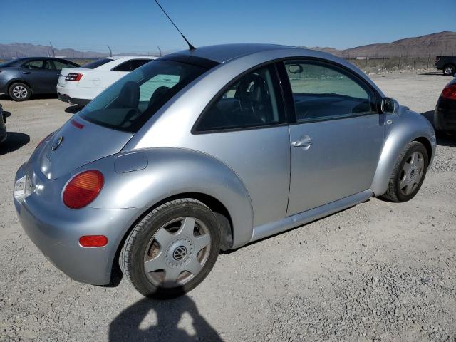 3VWCD21C41M406882 - 2001 VOLKSWAGEN NEW BEETLE GLS Silber Foto 3