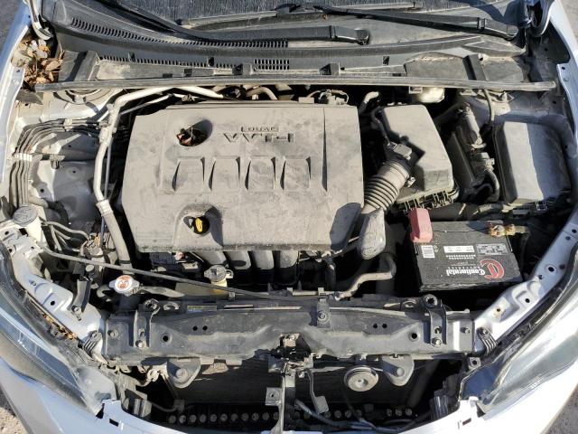 5YFBURHE7HP701556 - 2017 TOYOTA COROLLA L SILVER photo 11