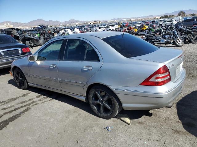 WDBRF40J05F641979 - 2005 MERCEDES-BENZ C 230K SPORT SEDAN SILVER photo 2