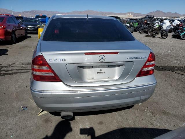 WDBRF40J05F641979 - 2005 MERCEDES-BENZ C 230K SPORT SEDAN SILVER photo 6