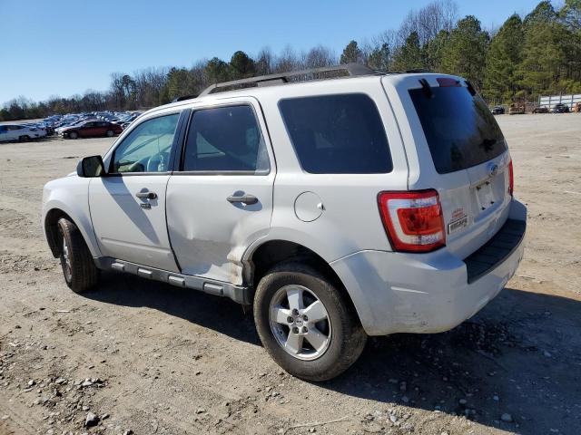 1FMCU0DG3BKA36535 - 2011 FORD ESCAPE XLT WHITE photo 2