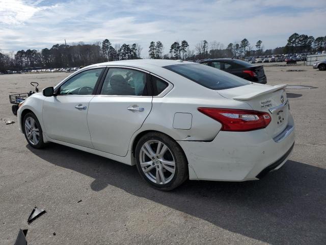 1N4BL3AP9HC240953 - 2017 NISSAN ALTIMA 3.5SL WHITE photo 2