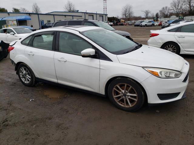 1FADP3F29FL335052 - 2015 FORD FOCUS SE WHITE photo 4