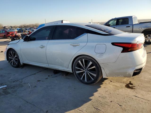 1N4BL4CV5KC249965 - 2019 NISSAN ALTIMA SR WHITE photo 2