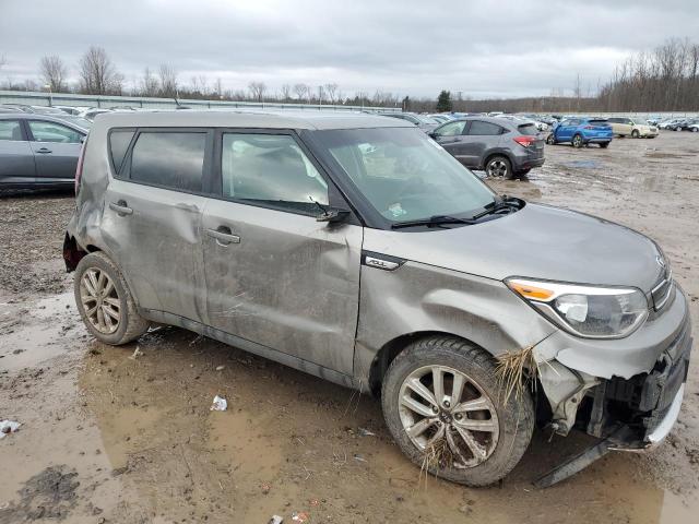 KNDJP3A52J7587726 - 2018 KIA SOUL + TAN photo 4