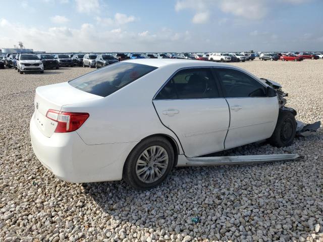 4T4BF1FK2CR269394 - 2012 TOYOTA CAMRY BASE WHITE photo 3