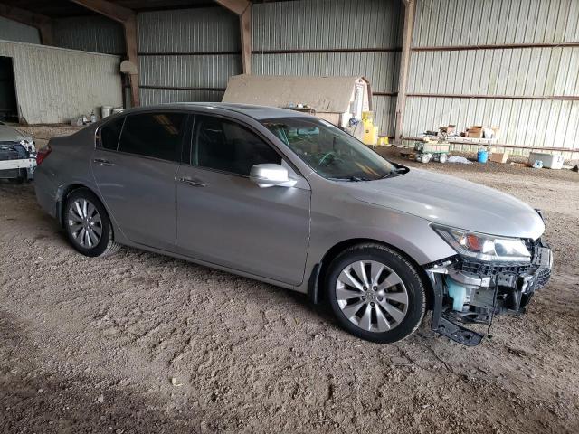 1HGCR2F75DA143367 - 2013 HONDA ACCORD EX SILVER photo 4