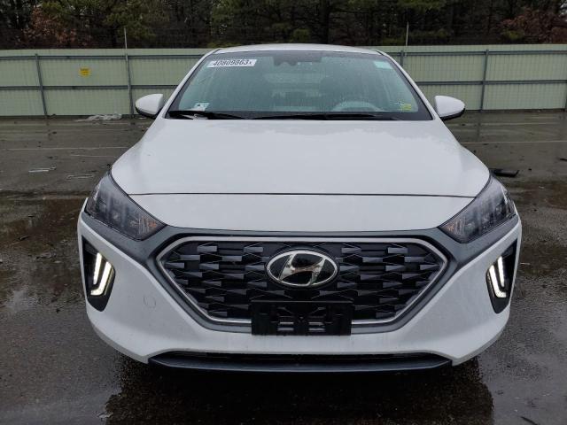 KMHC75LD9LU235316 - 2020 HYUNDAI IONIQ SEL WHITE photo 5