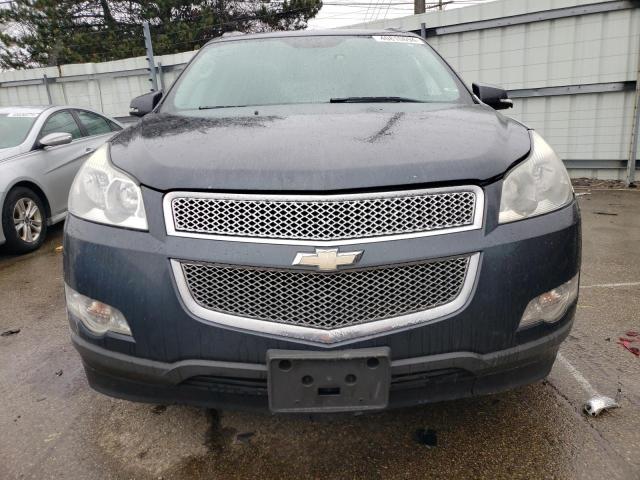 1GNKRGED5BJ179711 - 2011 CHEVROLET TRAVERSE LT GRAY photo 5