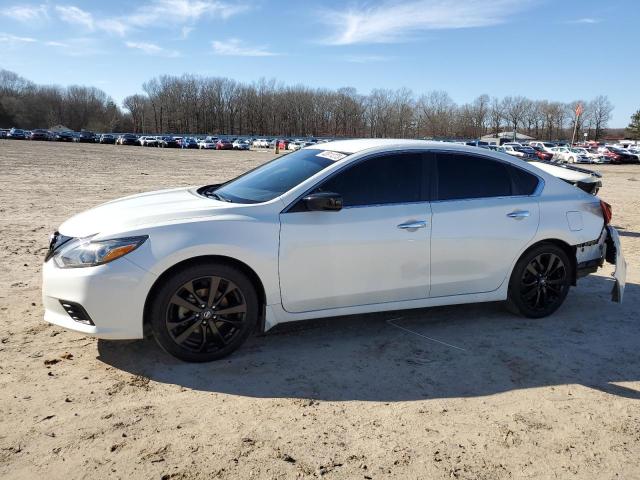 1N4AL3AP2JC290790 - 2018 NISSAN ALTIMA 2.5 WHITE photo 1