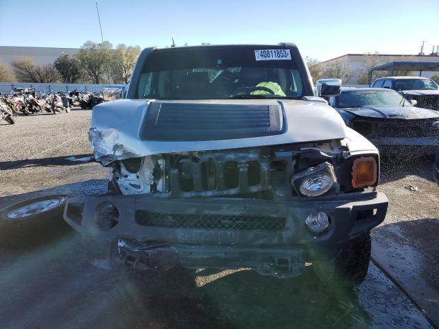 5GTMNJEE2A8140401 - 2010 HUMMER H3 LUXURY SILVER photo 5