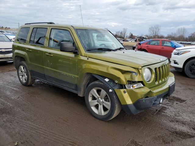 1C4NJRFB5CD604513 - 2012 JEEP PATRIOT LATITUDE GREEN photo 4