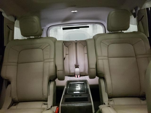 5LM5J7XC9LGL25066 - 2020 LINCOLN AVIATOR RESERVE WHITE photo 10