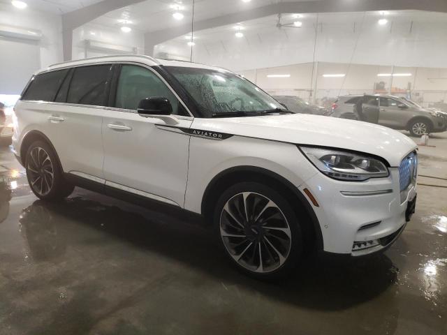 5LM5J7XC9LGL25066 - 2020 LINCOLN AVIATOR RESERVE WHITE photo 4