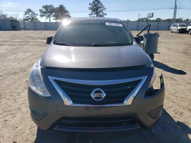 3N1CN7AP0FL959562 - 2015 NISSAN VERSA S GRAY photo 5