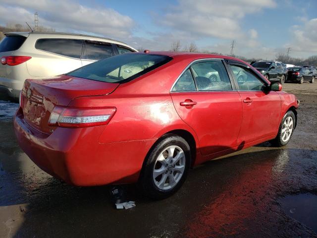 4T1BF3EK1AU070003 - 2010 TOYOTA CAMRY BASE RED photo 3