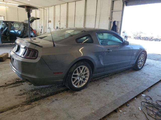1ZVBP8AM7D5231696 - 2013 FORD MUSTANG GRAY photo 3