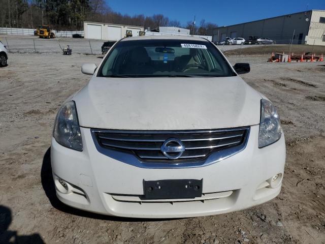1N4AL2AP6AN460938 - 2010 NISSAN ALTIMA BASE WHITE photo 5