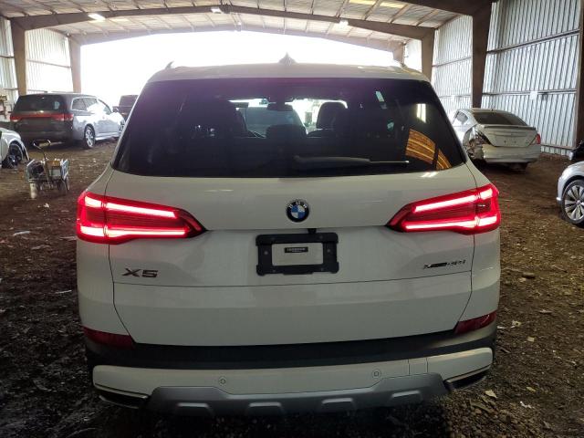 5UXCR6C58KLK83776 - 2019 BMW X5 XDRIVE40I WHITE photo 6