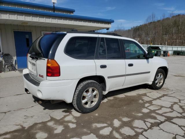 1GKDT13S572253877 - 2007 GMC ENVOY WHITE photo 3