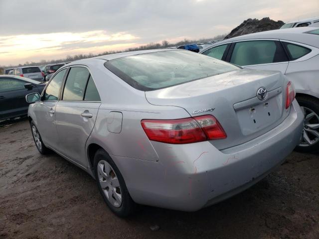 4T1BE46K17U613415 - 2007 TOYOTA CAMRY CE SILVER photo 2