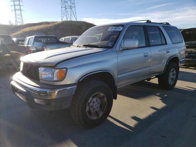 1999 TOYOTA 4RUNNER SR5, 