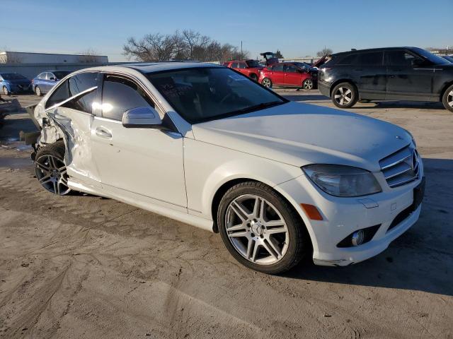 WDDGF56X49F245849 - 2009 MERCEDES-BENZ C 350 WHITE photo 4