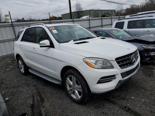 4JGDA5HB8FA488243 - 2015 MERCEDES-BENZ ML 350 4MATIC WHITE photo 4