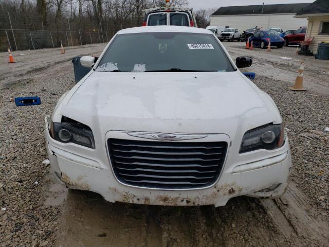 2C3CCABG1EH344738 - 2014 CHRYSLER 300 S WHITE photo 5