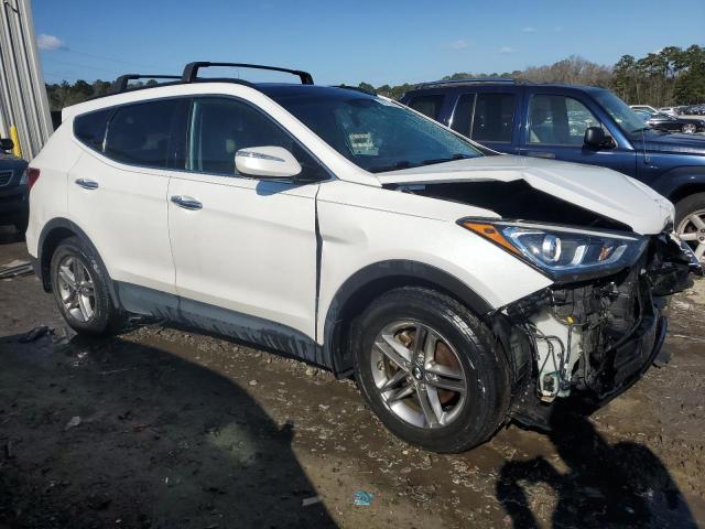 5XYZU3LB8HG465173 - 2017 HYUNDAI SANTA FE S WHITE photo 4