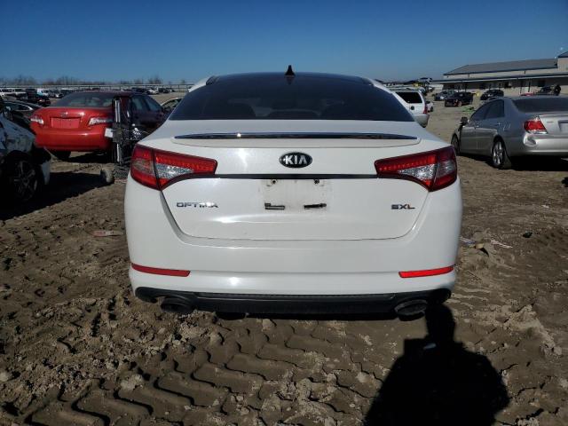 5XXGR4A60DG134252 - 2013 KIA OPTIMA SX WHITE photo 6