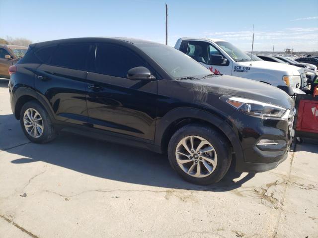 KM8J23A47HU336195 - 2017 HYUNDAI TUCSON SE BLACK photo 4