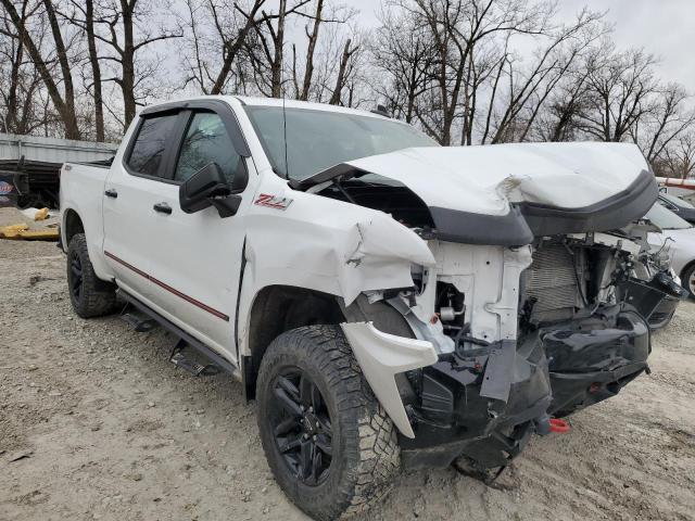 1GCPYFED1KZ136318 - 2019 CHEVROLET SILVERADO K1500 LT TRAIL BOSS WHITE photo 4