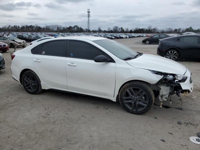 3KPF34AD2ME271603 - 2021 KIA FORTE GT LINE WHITE photo 4