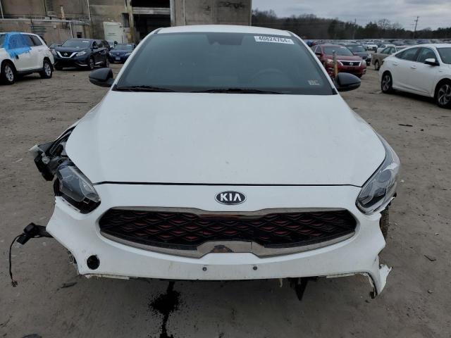 3KPF34AD2ME271603 - 2021 KIA FORTE GT LINE WHITE photo 5