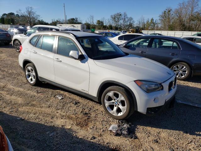 WBAVM1C59FV315668 - 2015 BMW X1 SDRIVE28I WHITE photo 4