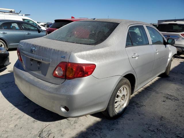 2T1BU4EE6AC202924 - 2010 TOYOTA COROLLA BASE SILVER photo 3