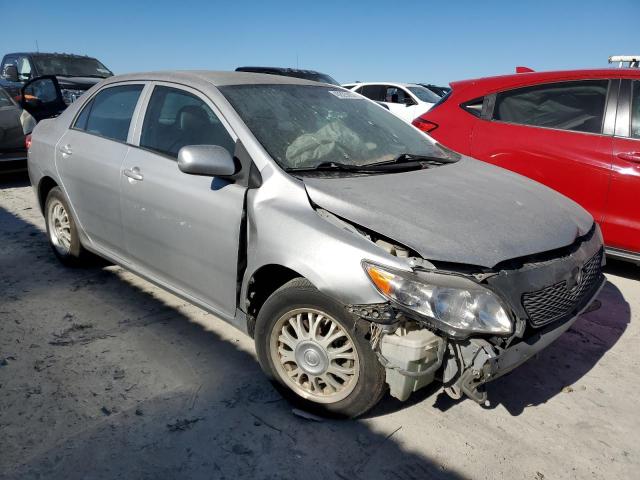 2T1BU4EE6AC202924 - 2010 TOYOTA COROLLA BASE SILVER photo 4