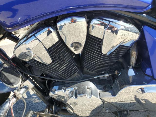 JH2SC6601FK500599 - 2015 HONDA VT1300 CR BLUE photo 7