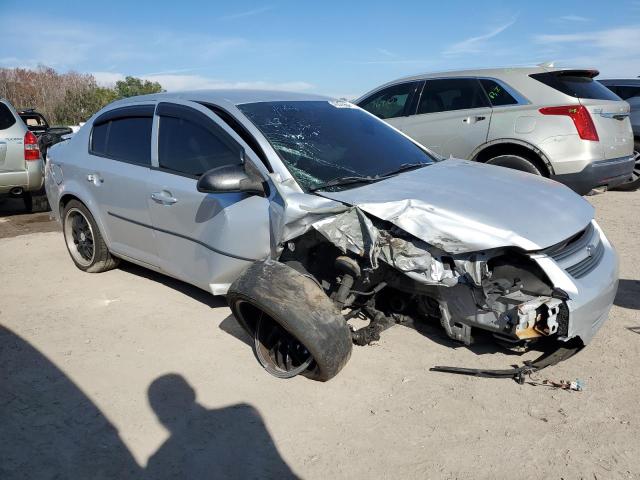 1G1AK52F457587498 - 2005 CHEVROLET COBALT SILVER photo 4