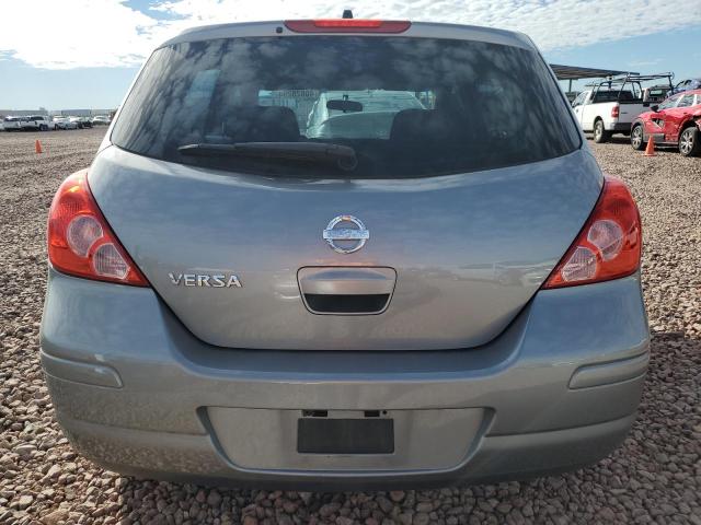 3N1BC13E69L467648 - 2009 NISSAN VERSA S SILVER photo 6