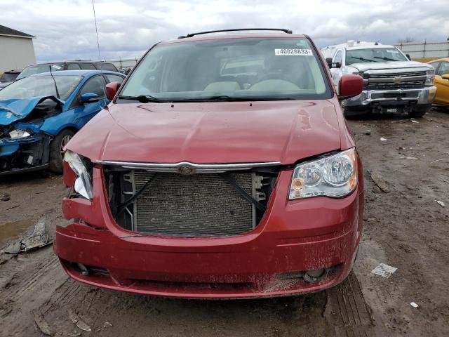 2A4RR5D10AR109511 - 2010 CHRYSLER TOWN & COU TOURING RED photo 5